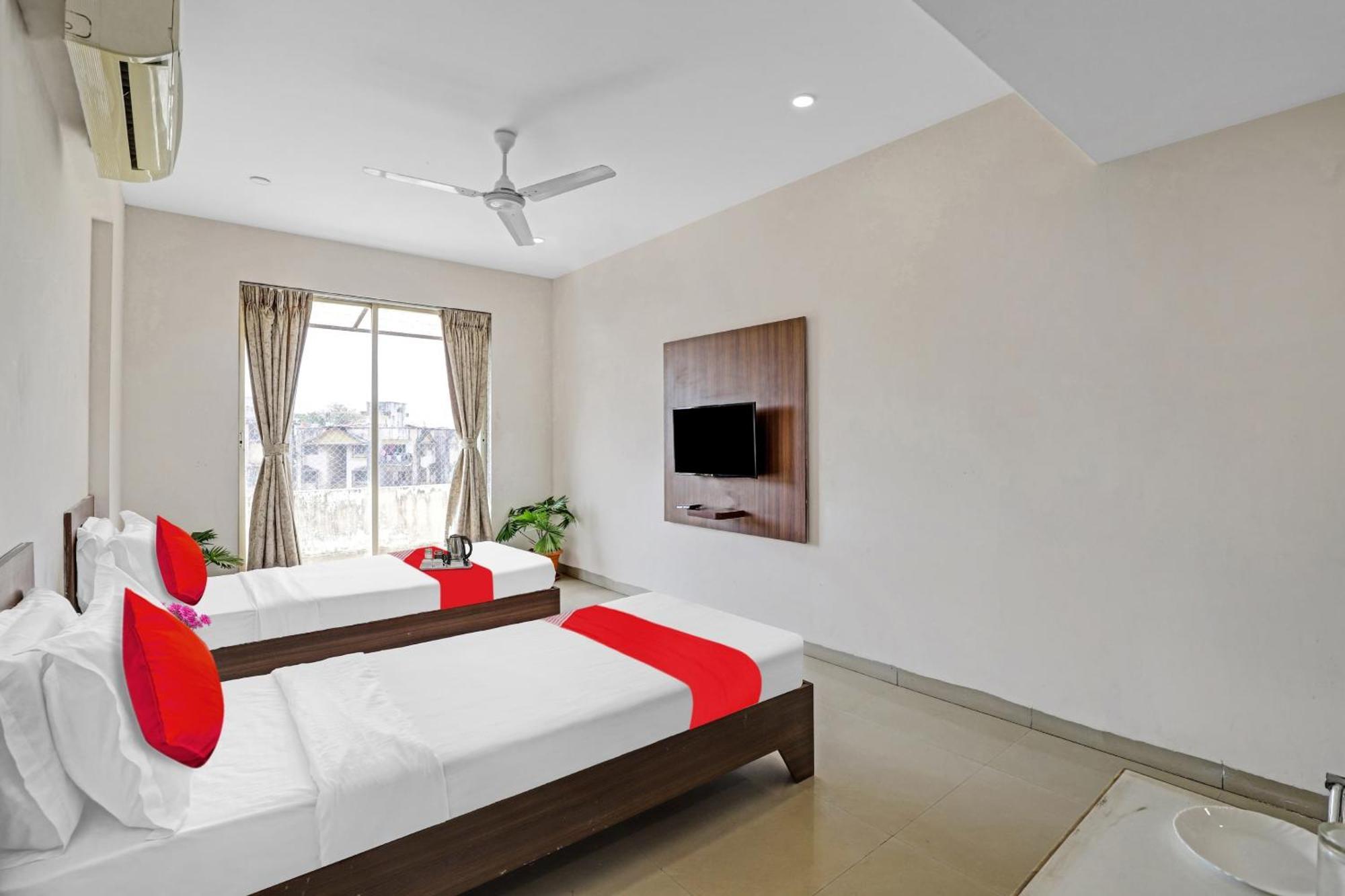 Oyo Flagship Hotel Residency Silvassa Luaran gambar